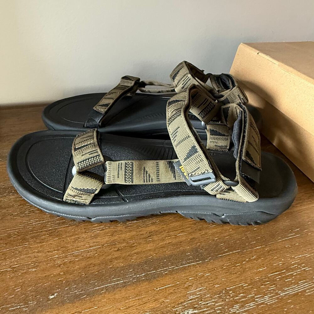 Teva Men’s Hurricane XLT2 Dark‎ Olive Print Sport Sandals- Size 13